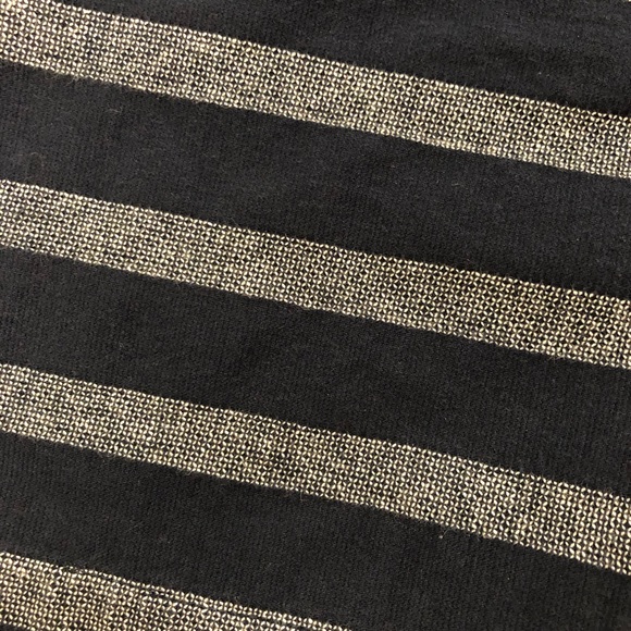 Lands End Not Too Low Rise Navy Striped shorts - Picture 4 of 4